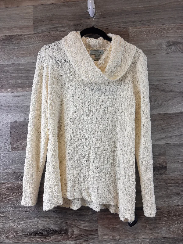 Sweater By Clothes Mentor In Cream, Size: M