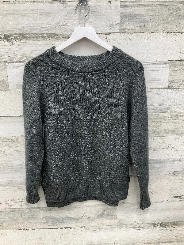 Sweater By St Johns Bay In Grey, Size: M