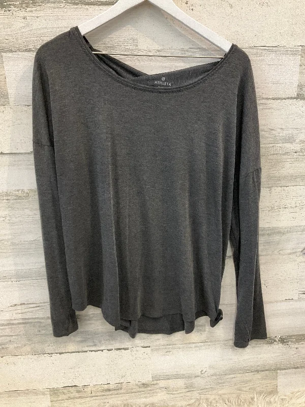 Top Long Sleeve By Athleta In Grey, Size: L