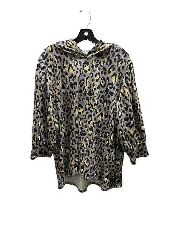 Top Long Sleeve By Cato In Animal Print, Size: 2x