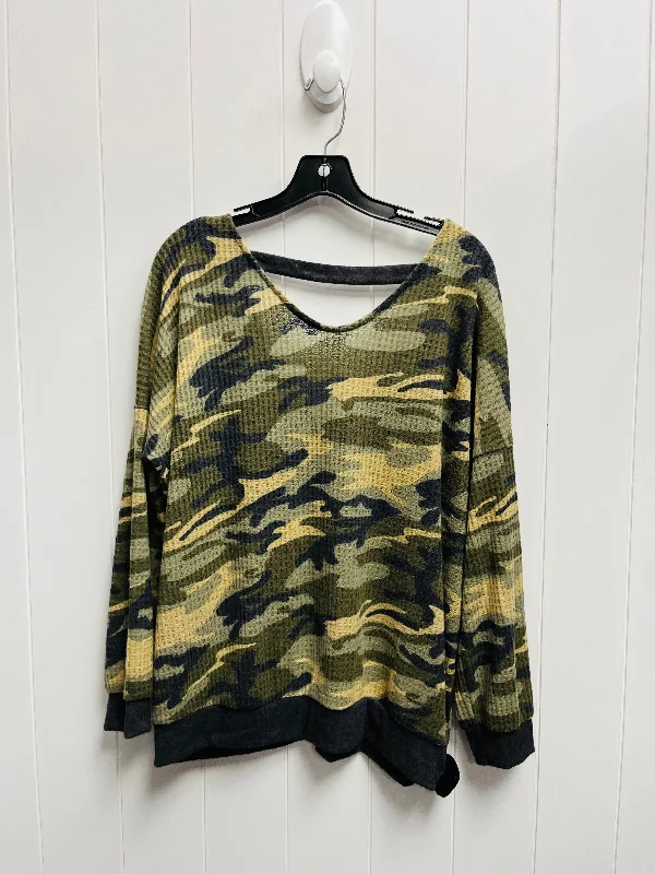 Top Long Sleeve By Cherish In Camouflage Print, Size: L