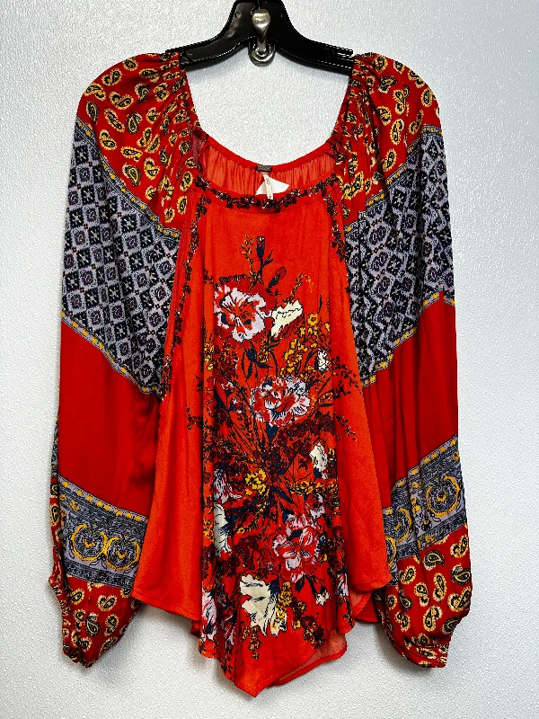 Top Long Sleeve By Free People In Print, Size: S